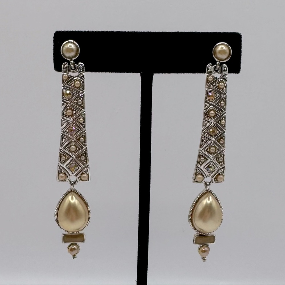 VINTAGE Pearl, Crystal & Enamel Dangle Drop Earrings